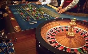 Filipino players browsing 6k777 sports and casino categories on mobile